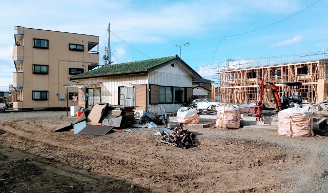 空き家 更地