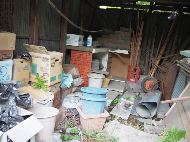 空き家になった一軒家ゴミ屋敷の片付け費用相場！空き家の賃貸活用方法も解説