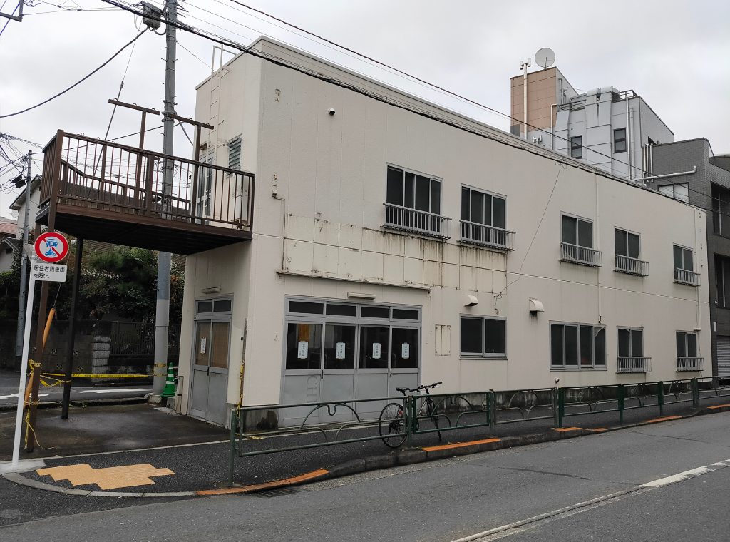 保有不動産を利活用しアミューズメント施設へ再生