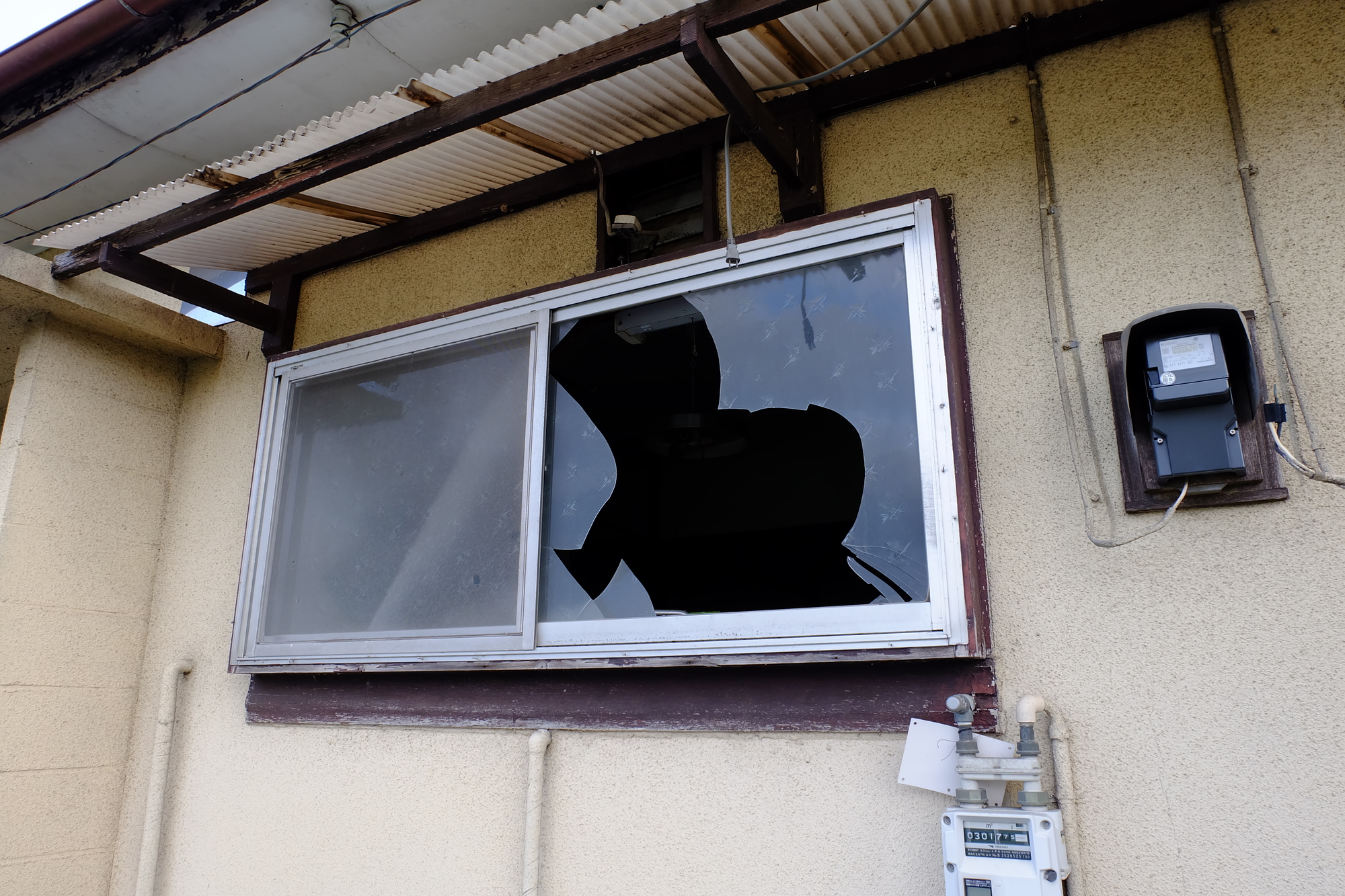 空き家への不法侵入を防ぐ！防犯対策の方法やポイントを解説